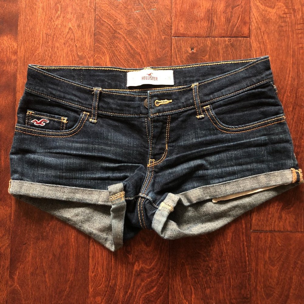 Hollister dark blue wash shorts